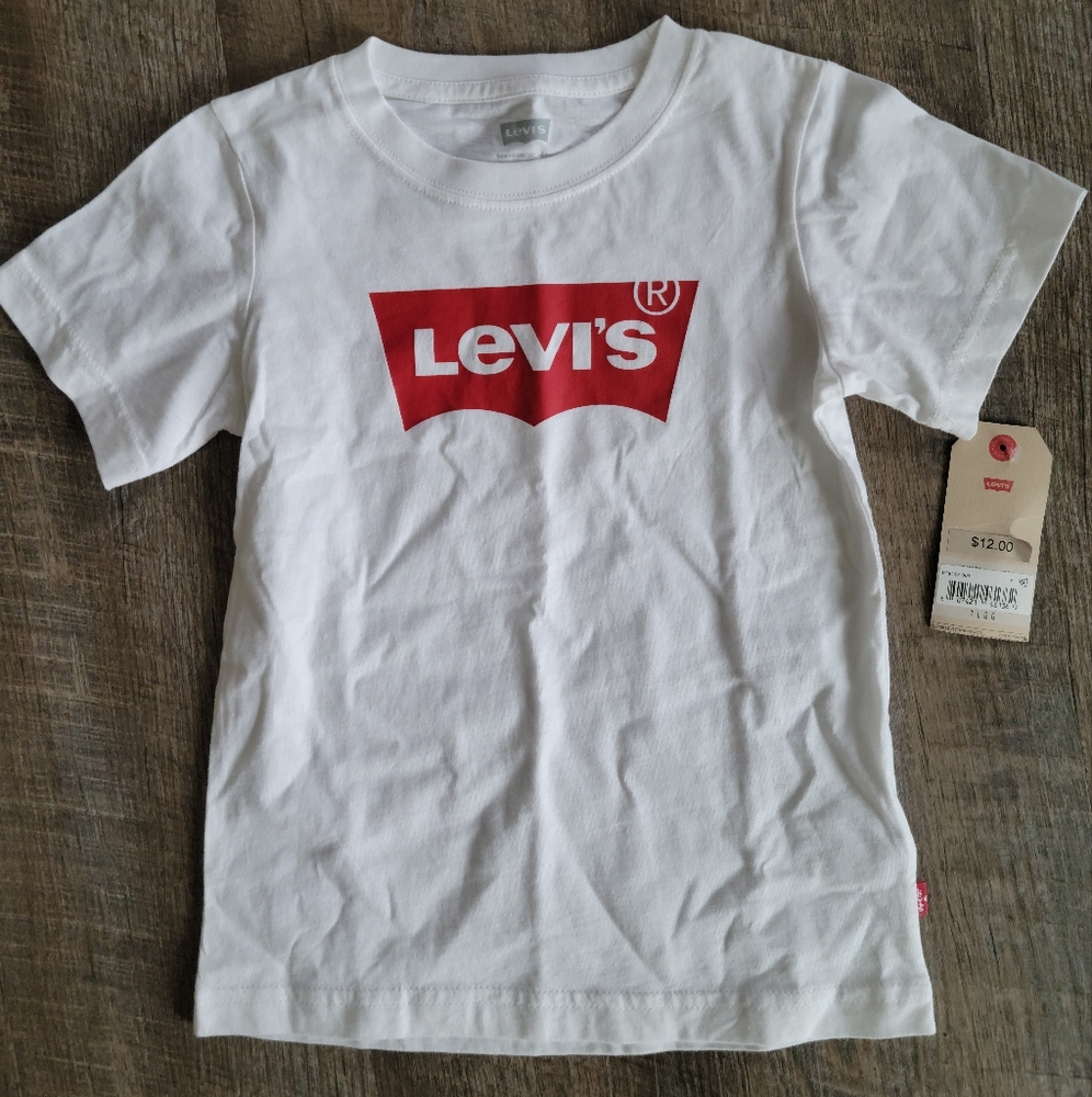 Levi's logo t-shirt nwt